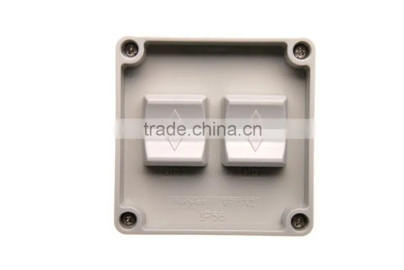weatherproof double switch 250V 20A