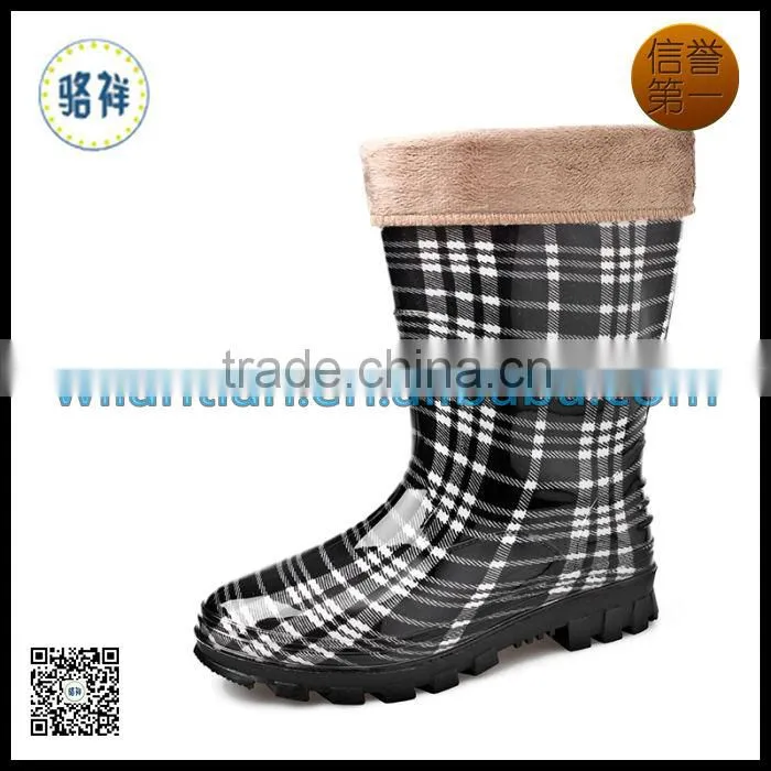 Women Warm cheap transparent PVC rain boots
