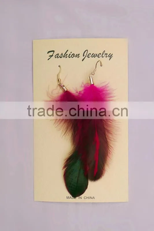 The fancy elegent feather eardrop