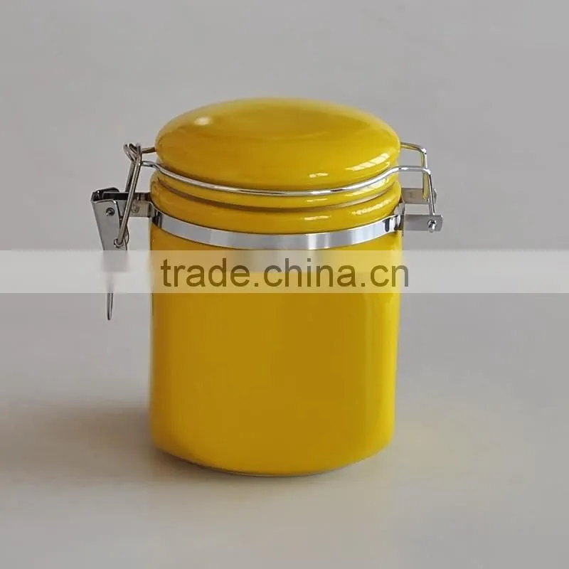 Cannister with Rack