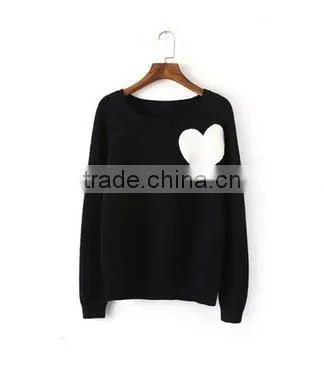 Round Collar Cute Heart Pattern Sweater