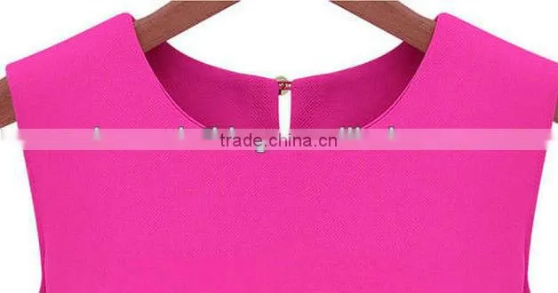 top fashion lady's elegant sleeveless t-shirt with belt