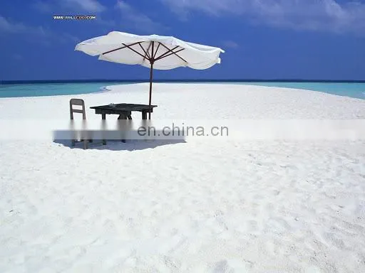 2014 Newly designed wooden frame beach umbrella with sides popular with tourists visit seaside