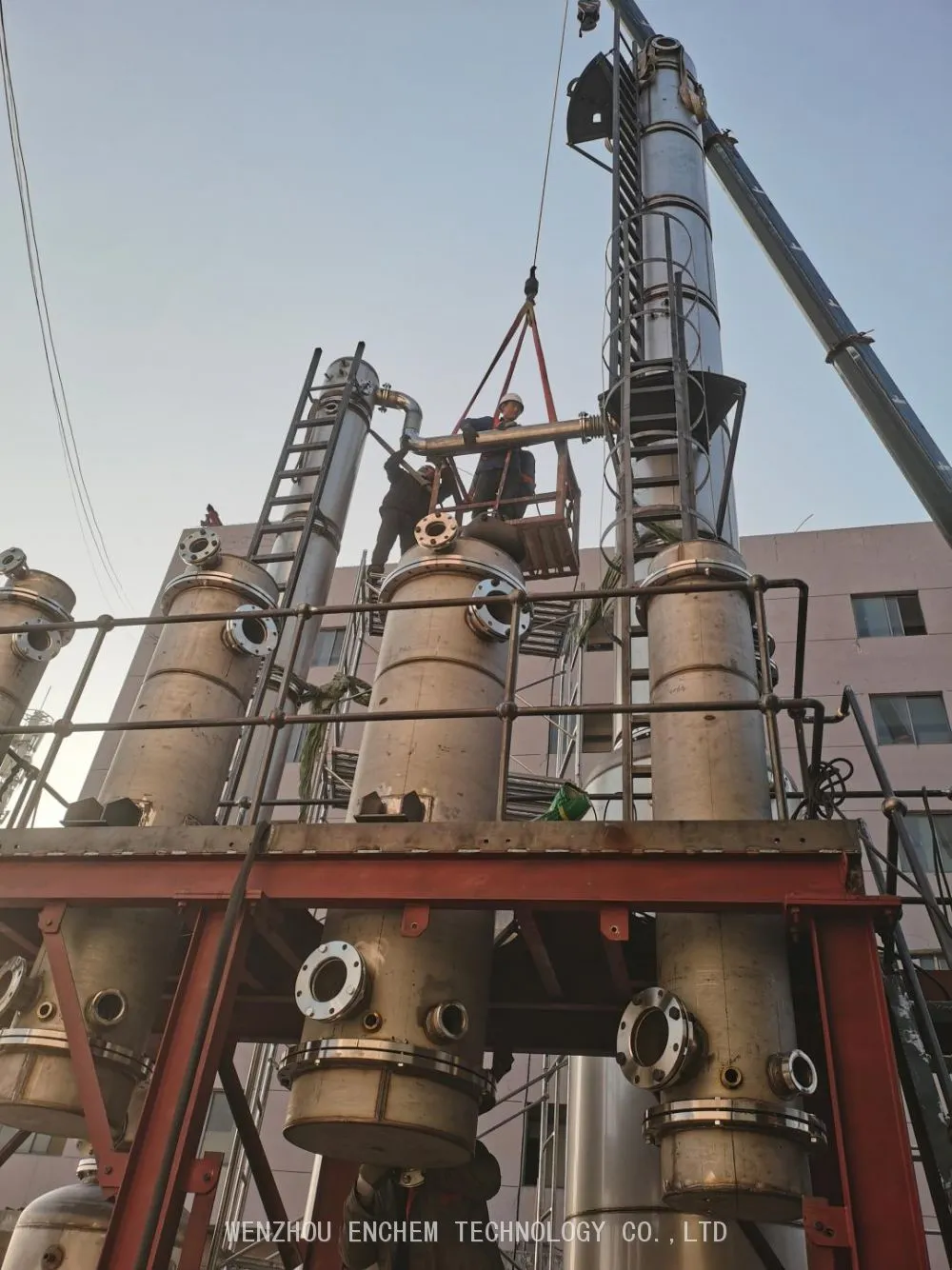 Ethanolfromliquid3.jpg