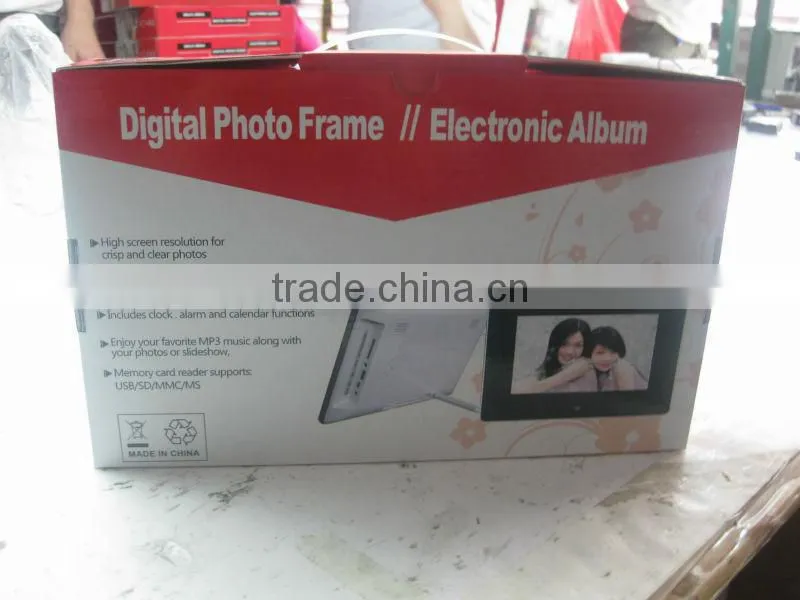 7 inch Digital Photo Frame MP3 Mp4 with retail package