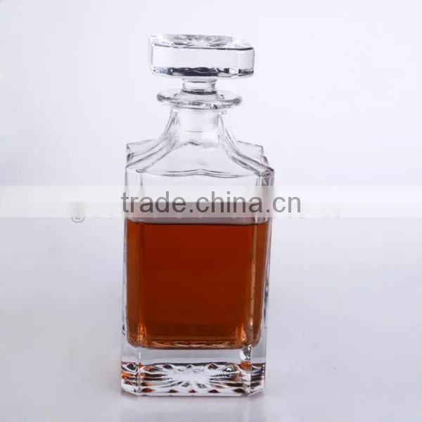Whiskey Bottle and Whiskey glass Set