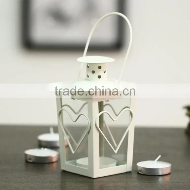 Metal candle holder lantern