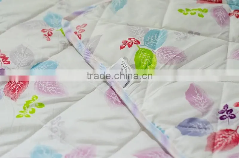 Factory wholesale microfiber filling summer quilt ,comfortable comforter