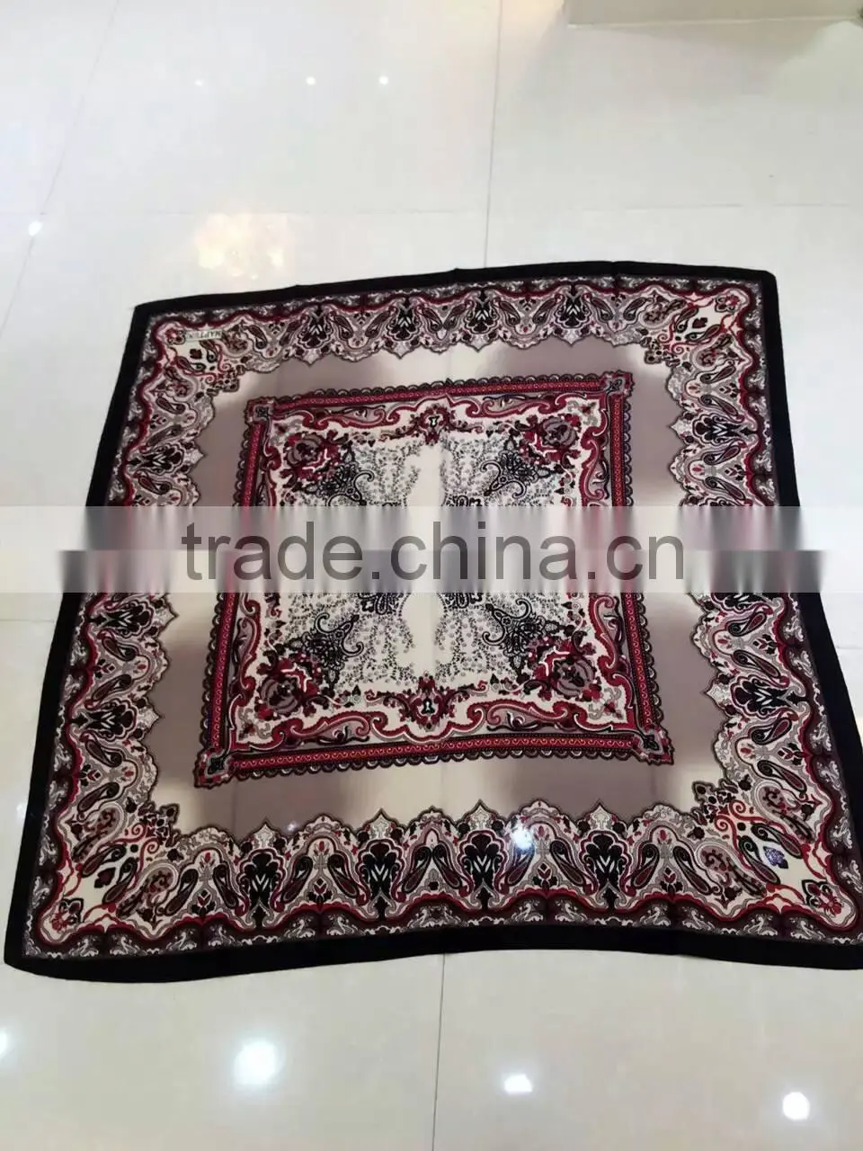 Popular silk muslim square scarf (Very beautiful,not slide)
