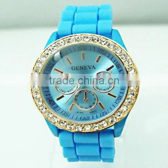 new fashion geneva 10 colors watch crystal
