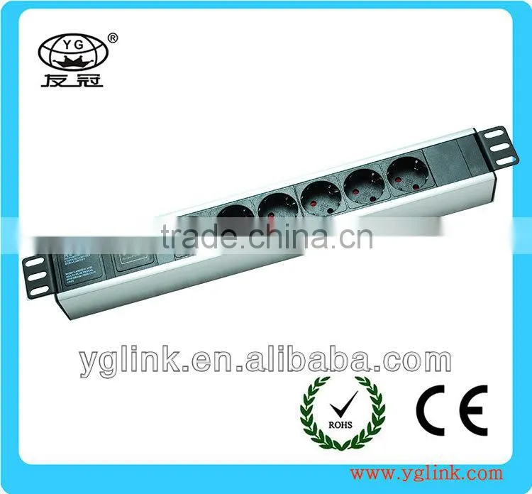 Rack mount German type 19'' PDU with surge protector