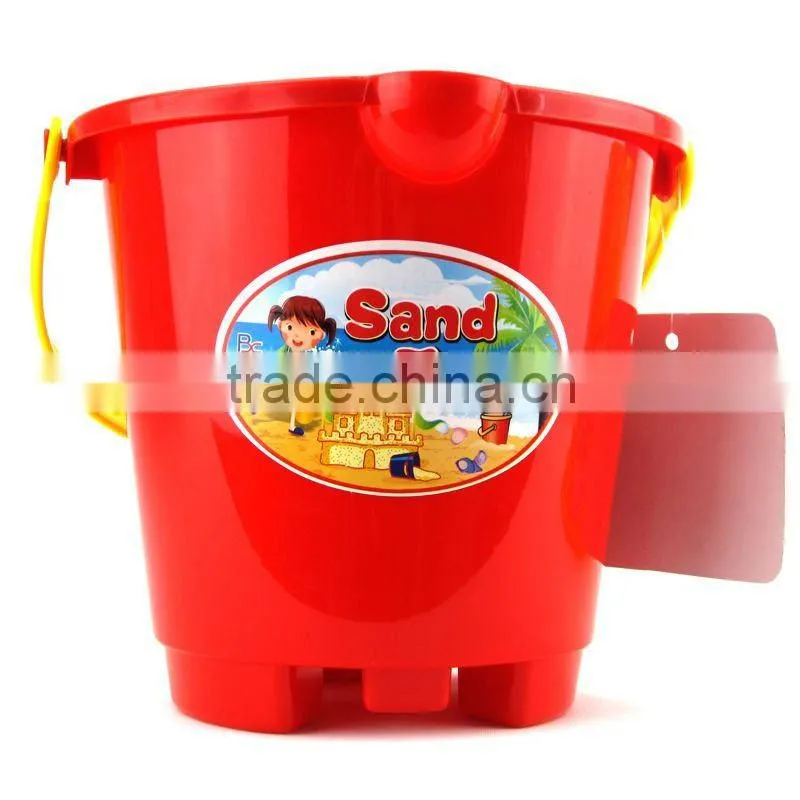 Plastic round beach bucket