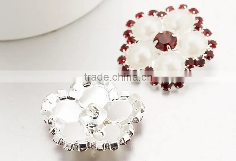 Yiwu Factory Price Beautiful Rhinestone Buttons, Flower Red And White Color Rhinestone Buttons,