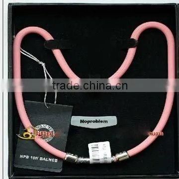 High quality fashion silicone necklace