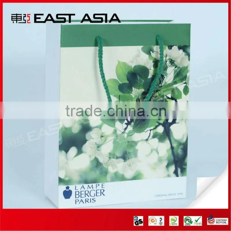Glossy Flowery Paper Bags for Cosmetics Packing