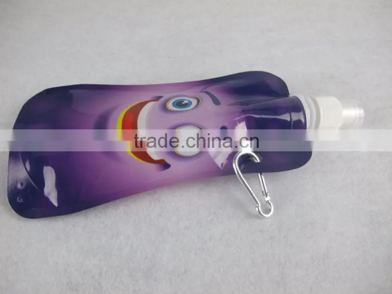 Gourd shape plastic water bottle/new design water bottle