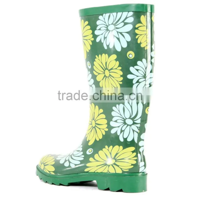 New design waterproof rain boot, fantastic green botas rain shoe for women