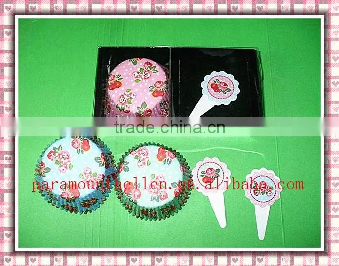 Wholesale paper cupcake liners cupcake cases baking cup plastic tube package for supermarket