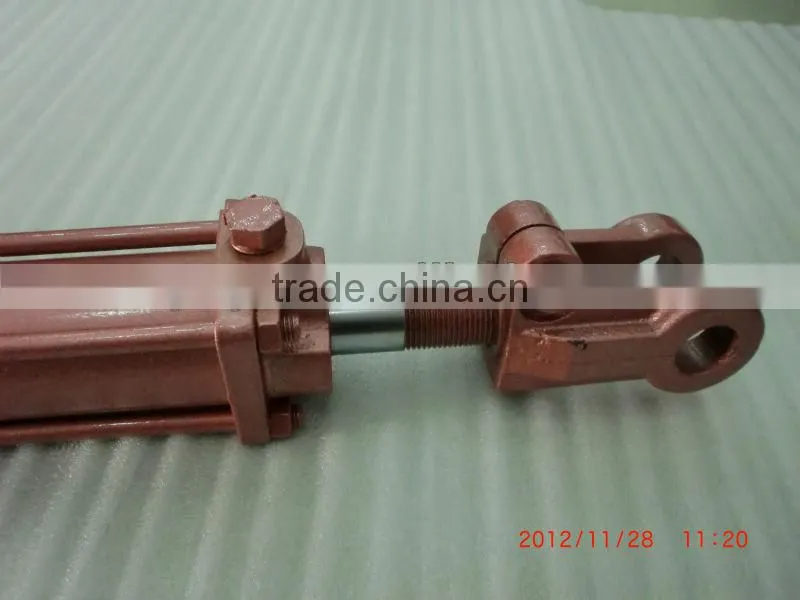 Agricultural tie rod hydraulic cylinder