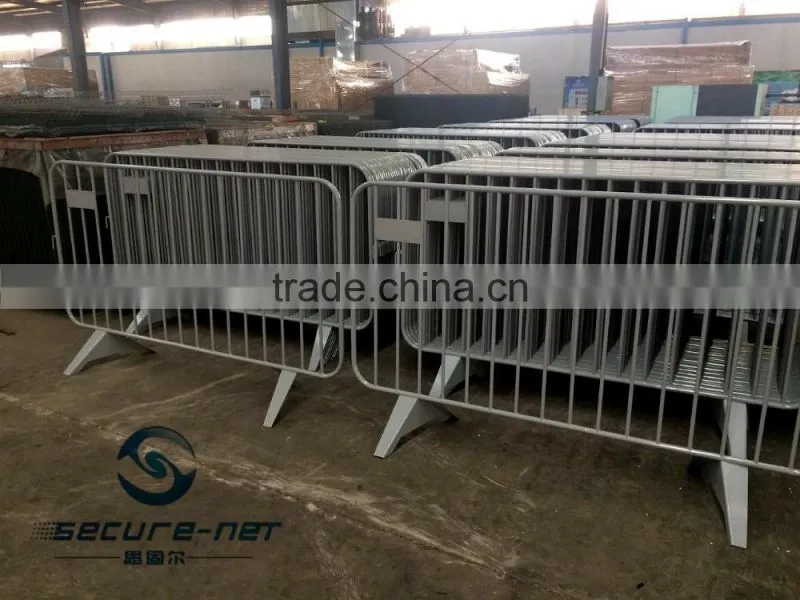 Removable road barrier fence with superior quality