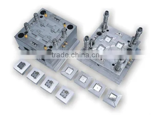 vertical injection molding machine