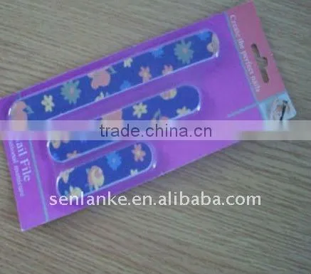 colored circles shinning nail file