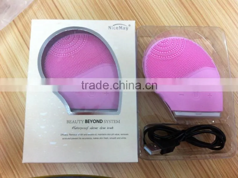 Micro vibration silicone facial cleansing system with USB cable MR-1385A