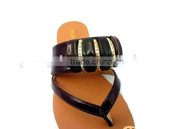 fashion design comfortable lady fancy flat slipper flip flop with button