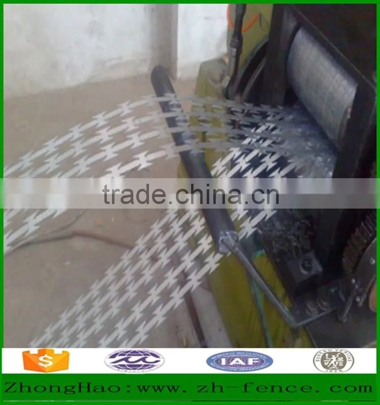 High quality low price outdoor using concertina razor barbed wire security fence