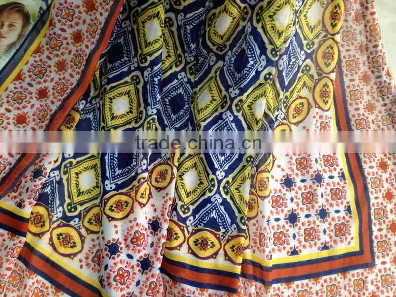 Summer Ladies Lace Tassel Sheer Metallic Women Girls Burnt Out Floral Print Triangle Bandage Lace Scarf