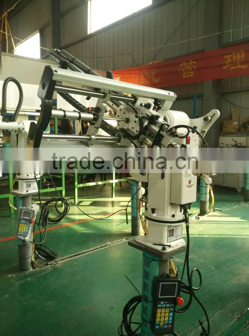 Back inclined,Robot Arm for Injection Moulding Machine