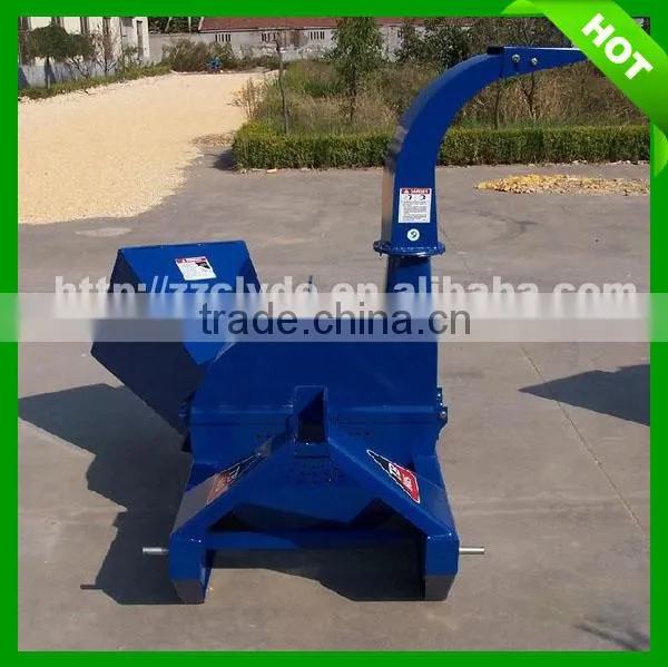Hydraulic feeding industrial wood shredder chipper tractor wood chipper for sale