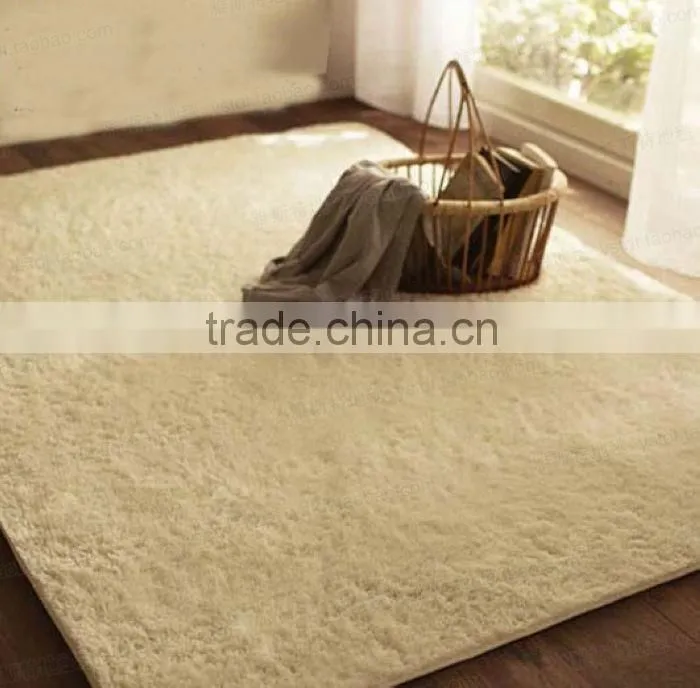 England scoured 30-34mic 60-100mm carpet grade wool