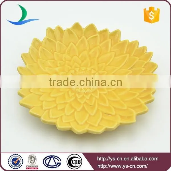 Hot sale beautiful yellow flower design ceramic plates