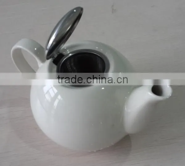 BTHJC-6 Factory bulk ceramic beige teapot with S/S lid and strainer