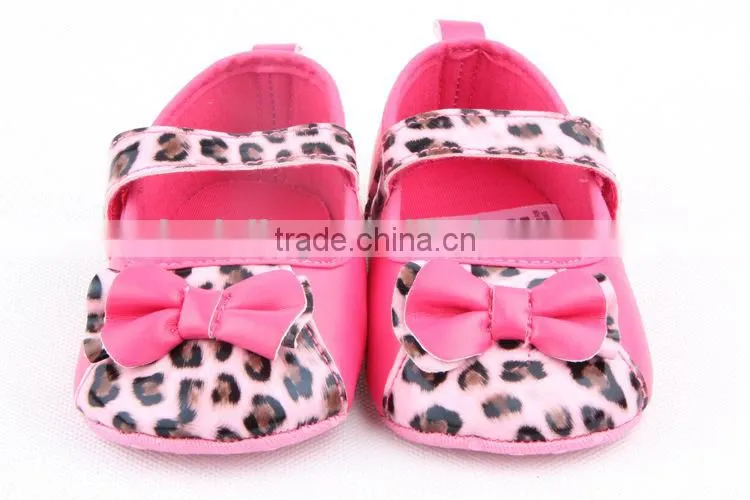 2014 fashion new arrival baby girls leopard leather shoe brand new baby girls leather shoes