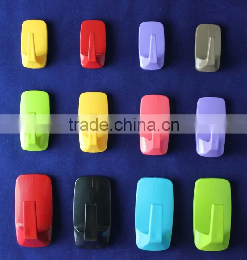 strong hold plastic adhesive door hooks