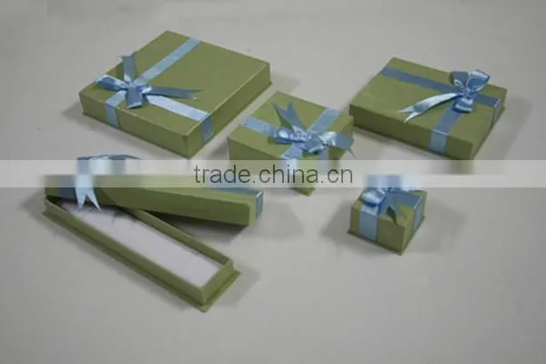 high quality custom design cardboard paper gift box from china