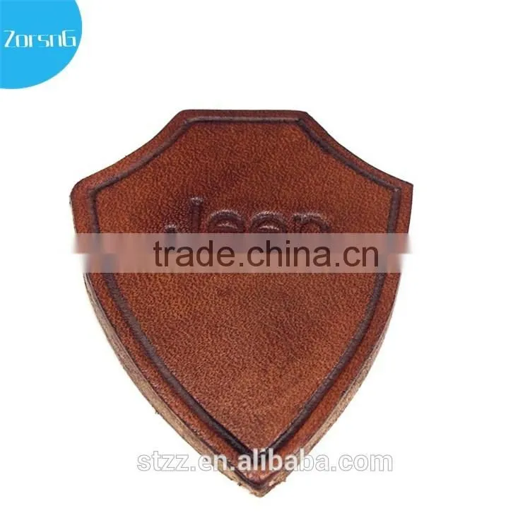 2016 china factory fashion useful jeans leather patch beanies custom knit beanie