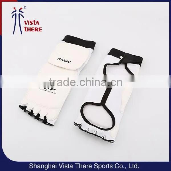Conventional White Colour Martial arts TaeKwonDo hand protector gloves tae kwon do
