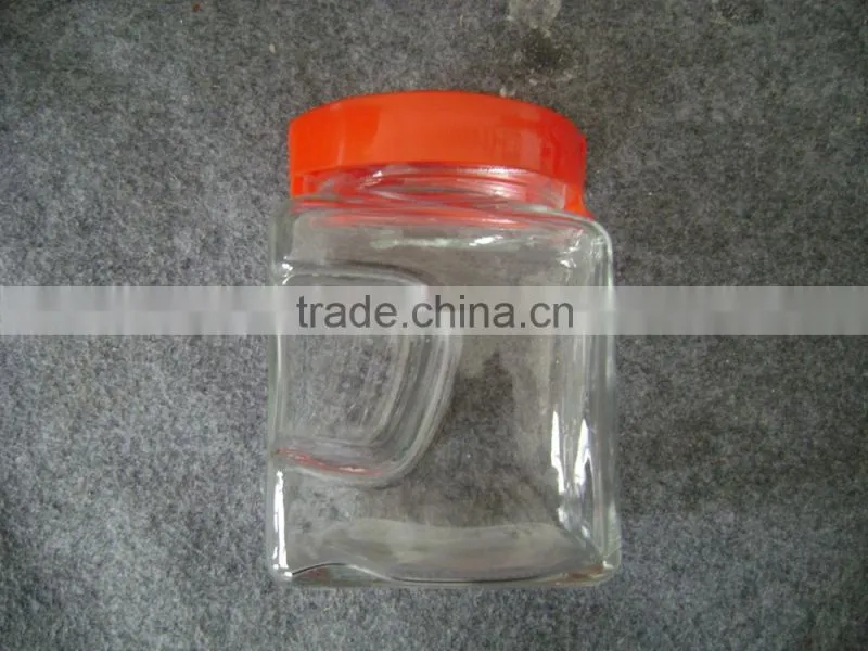square glass jar with plastic lid