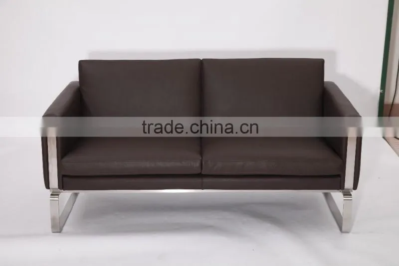 Modern designer furniture China manufacturer Hans J Wegner CH103 3 seat sofa replica