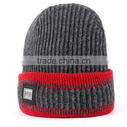 Wholesale knitted beanie hat, custom beanies with leather logo patch