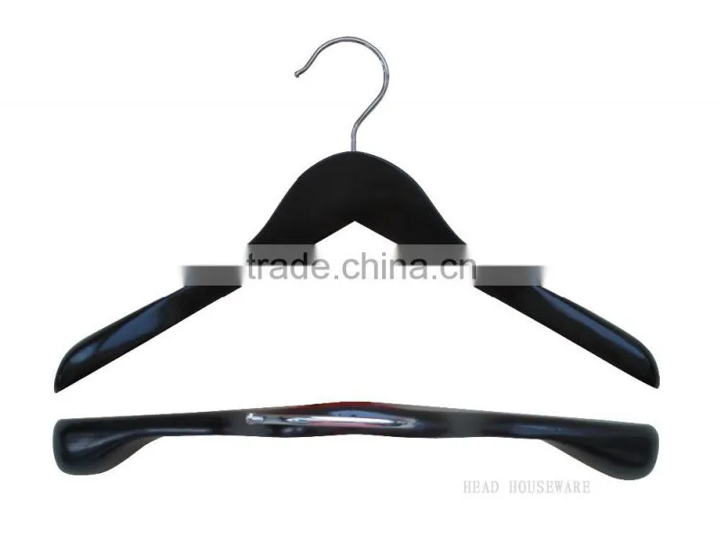 Luxury suit wood hanger,High quality clothing hanger,clothing hanger stand