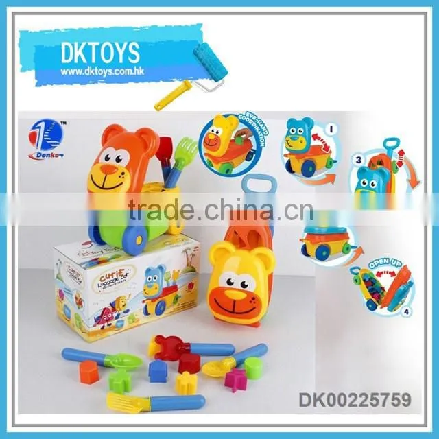 Educational animal tpye luggage carrier building beach car