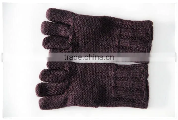 100 % WOOL GLOVES