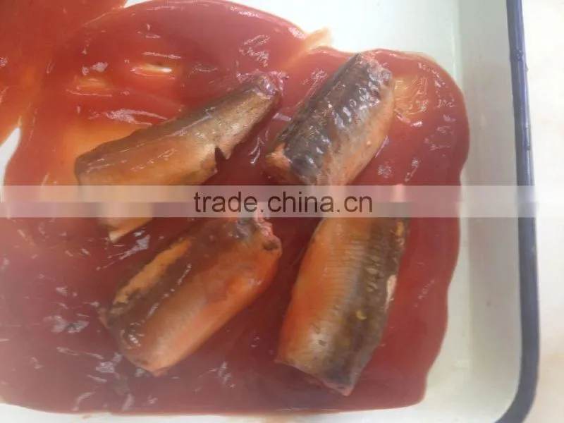 Delicious 3-5 pcs /tin ,425g canned sardines in tomato sauce sardine canned fish