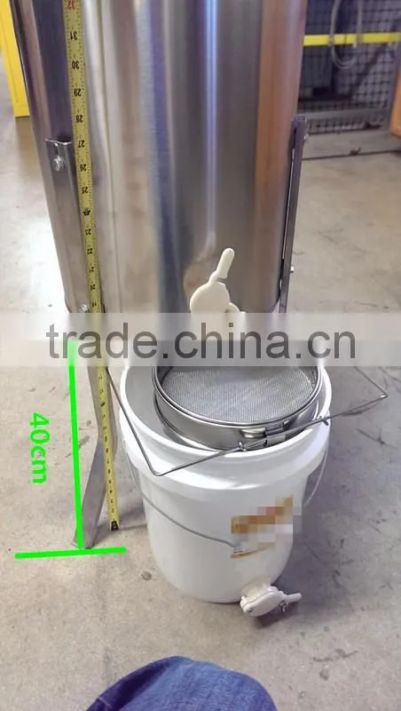 New style adjustable 4 frames manual honey extractor