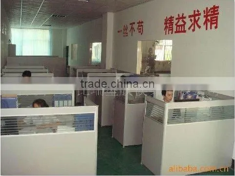 vertical injection molding machine