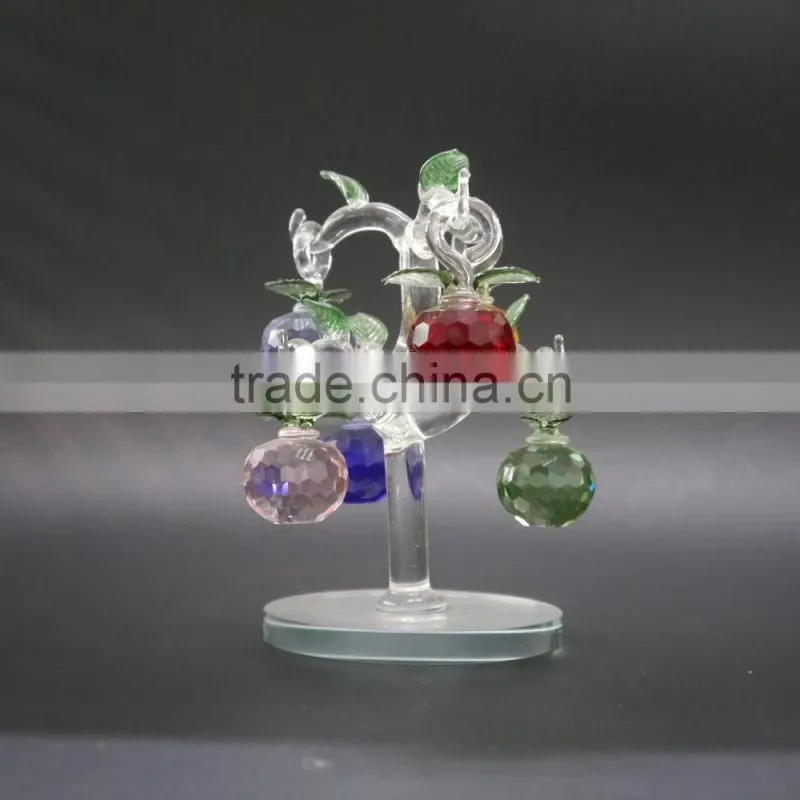 Christmas Day 's Crystal Tree With Colorful Apples For Wedding Souvenir Crystal Gift